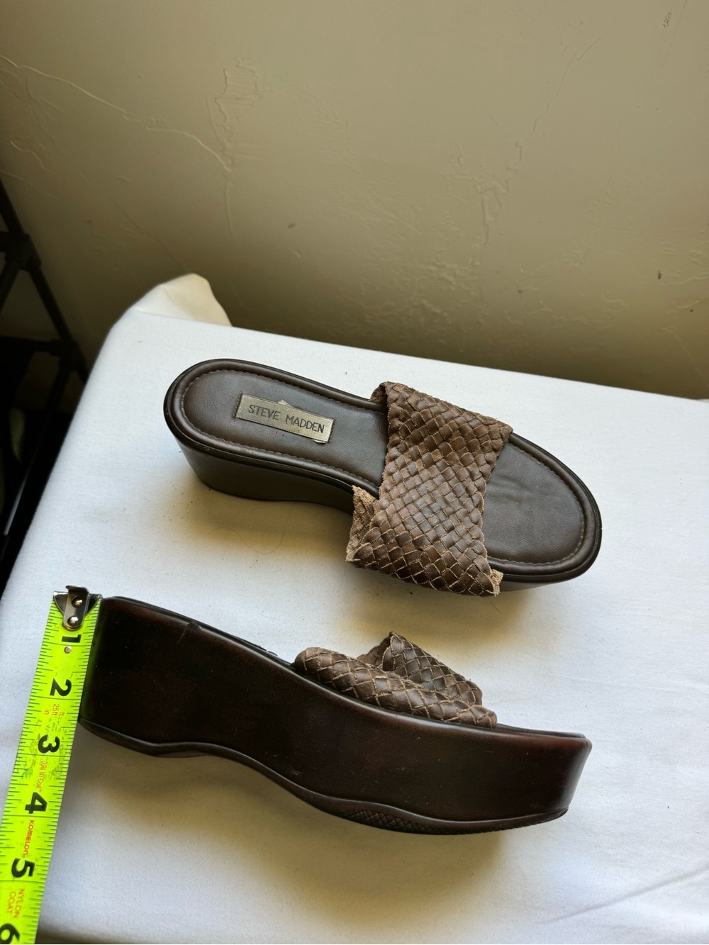 Y2K 2000s Steve Madden Brown woven platform slides Y2K boho vibe 🤎 Size 8/8.5 - Picture 2 of 6
